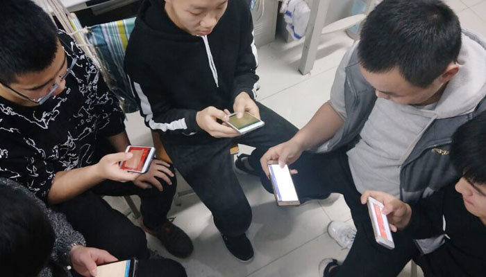 孝义校区学生党支部组织开展十九大答题活动 孝义校区学生党支部组织开展十九大答题活动
